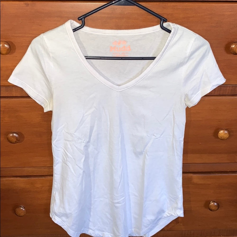 V-neck T-shirt